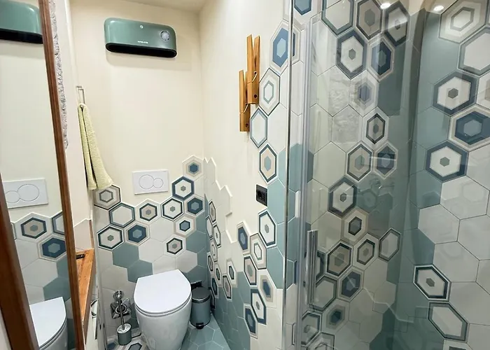 Maison Soleil - 3 Bedrooms And 2 Baths In アパート マントン