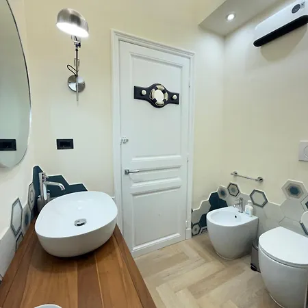 Maison Soleil - 3 Bedrooms And 2 Baths In Apartment Menton